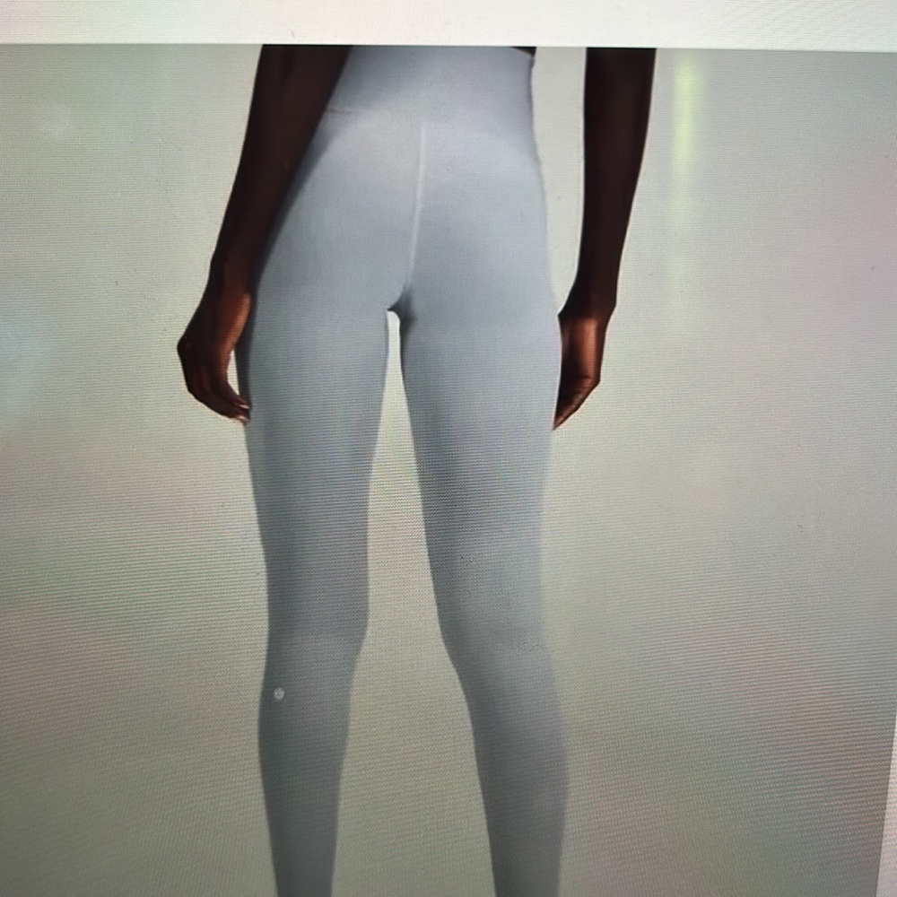NWT Lululemon Wunder Train High Rise Tight 28” inseam Size 8 Color Chambray - Picture 3 of 8